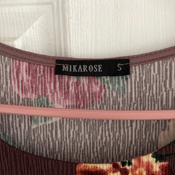 Dress - Picture 2 of 3